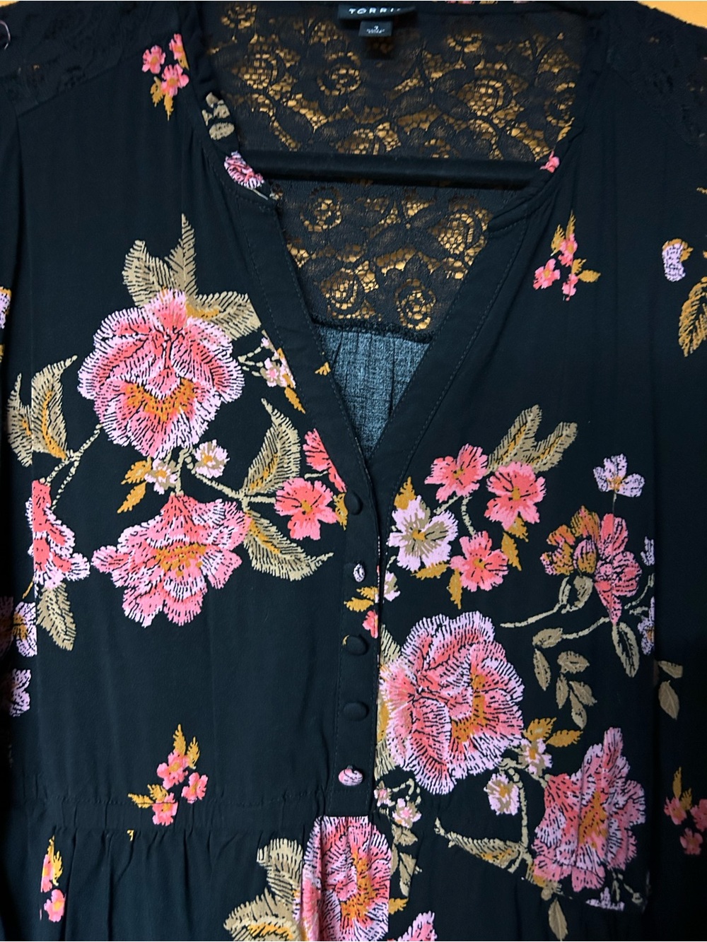 torrid Black Floral Lace-Back Long Sleeve Midi Dress 1 - Picture 4 of 5